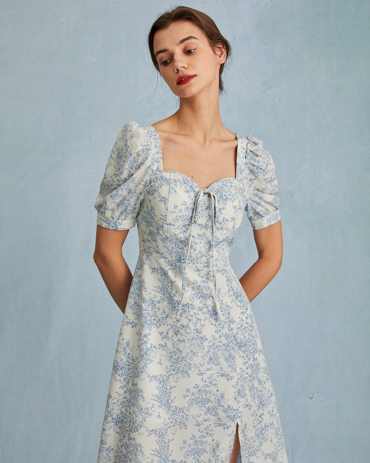 Blue Sweetheart Neck Puff Sleeve Floral Midi Dress