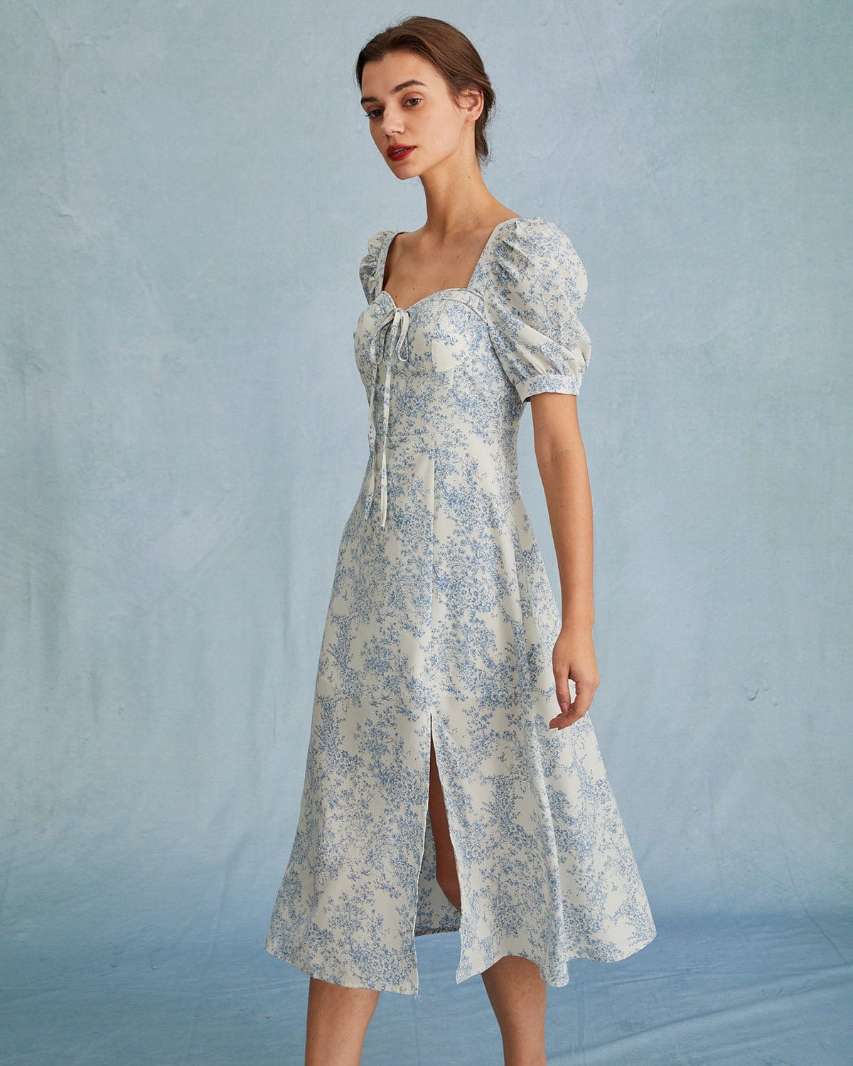 Blue Sweetheart Neck Puff Sleeve Floral Midi Dress
