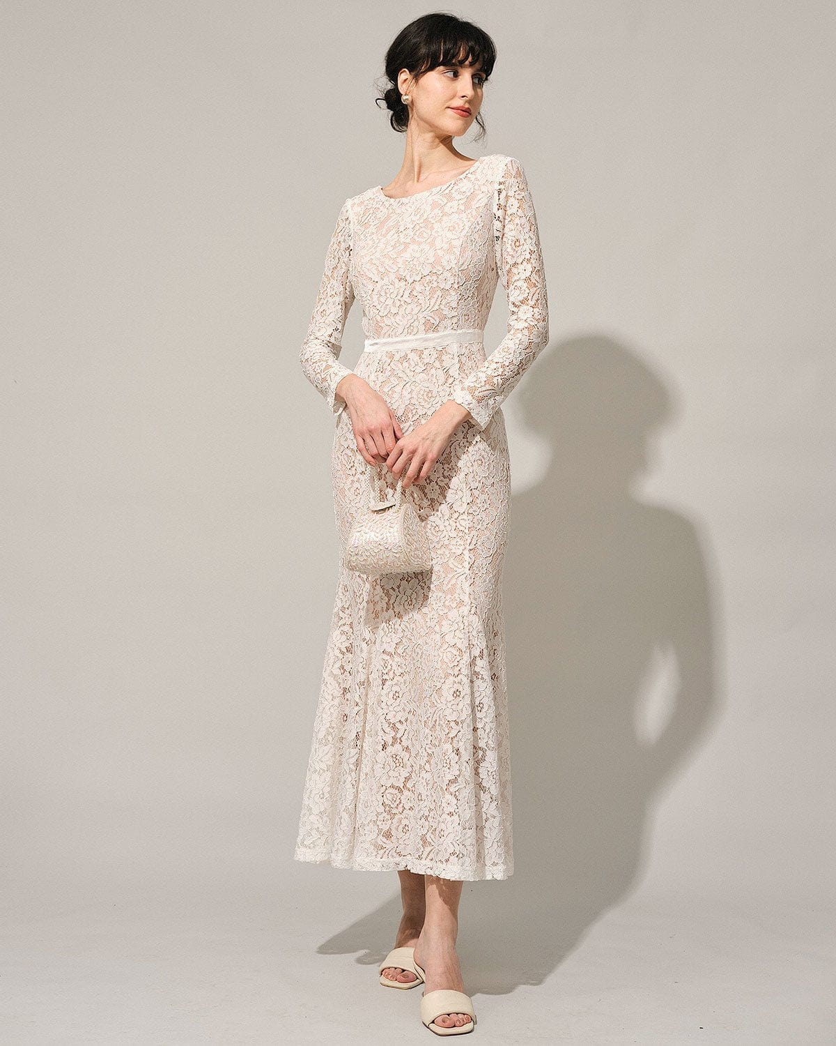 White lace long sleeve backless dress