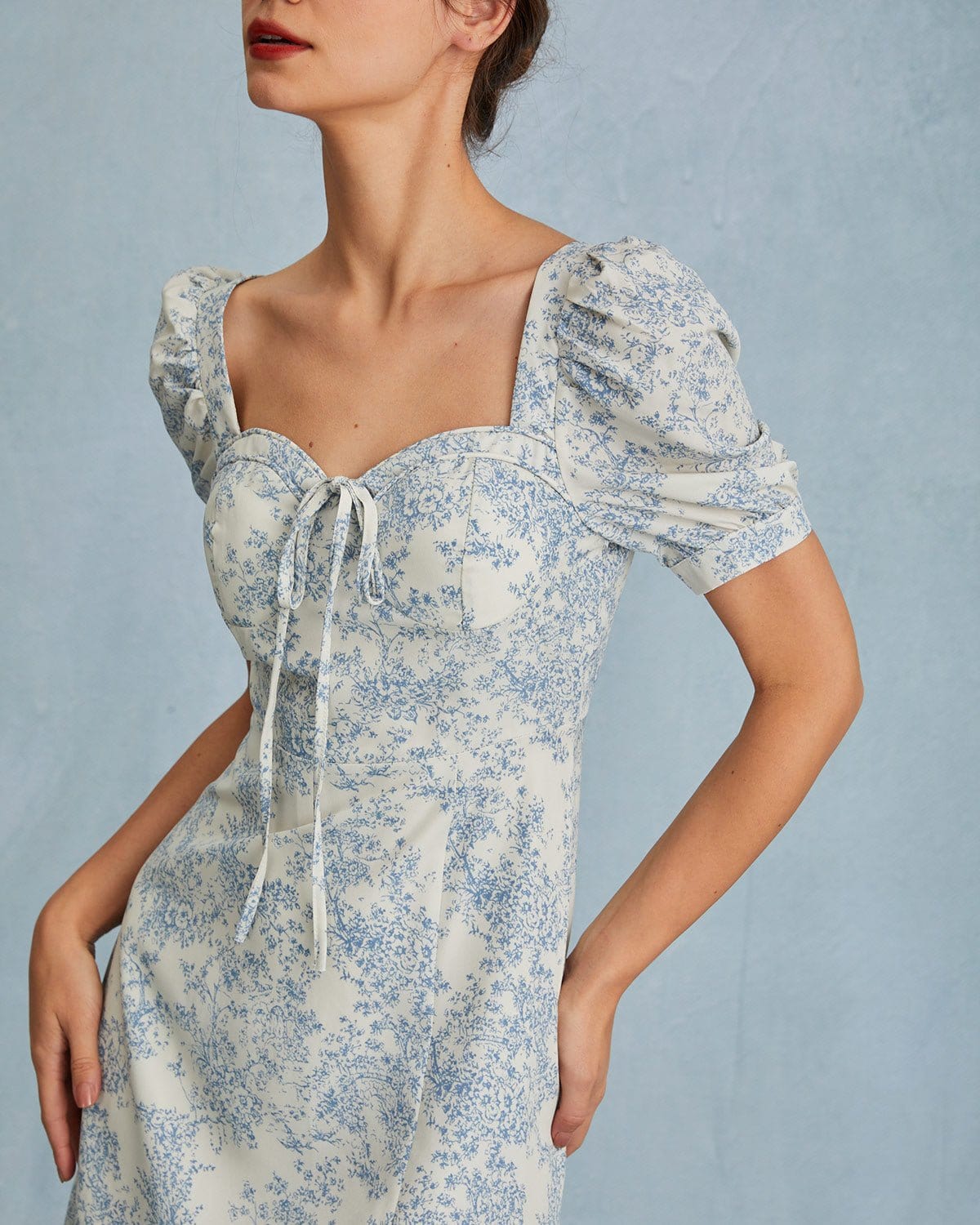Blue Sweetheart Neck Puff Sleeve Floral Midi Dress
